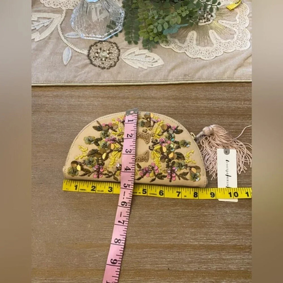 Anthropologie Anna Harlow Russo Beaded Monogram Pouch Letter C NWT - Picture 5 of 6